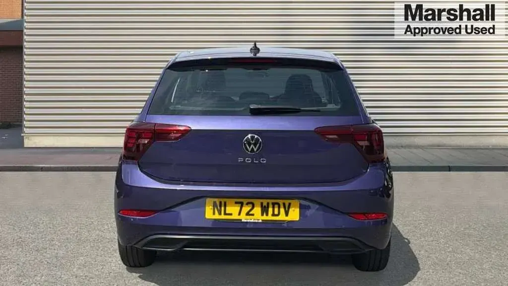 Used VW Polo Life 95 HP (69 kW) 2022 Purple Hatchback