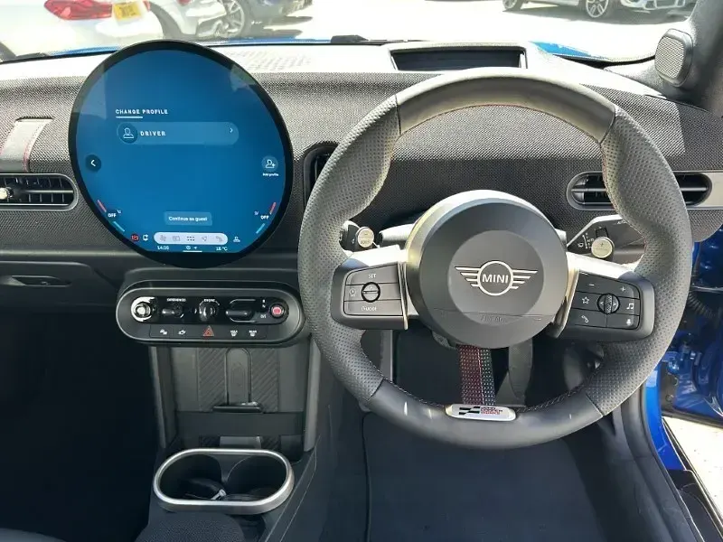 Używany Mini Cooper S Cabriolet Sport 200 KM (147 kW) 2025 Niebieski Kabriolet