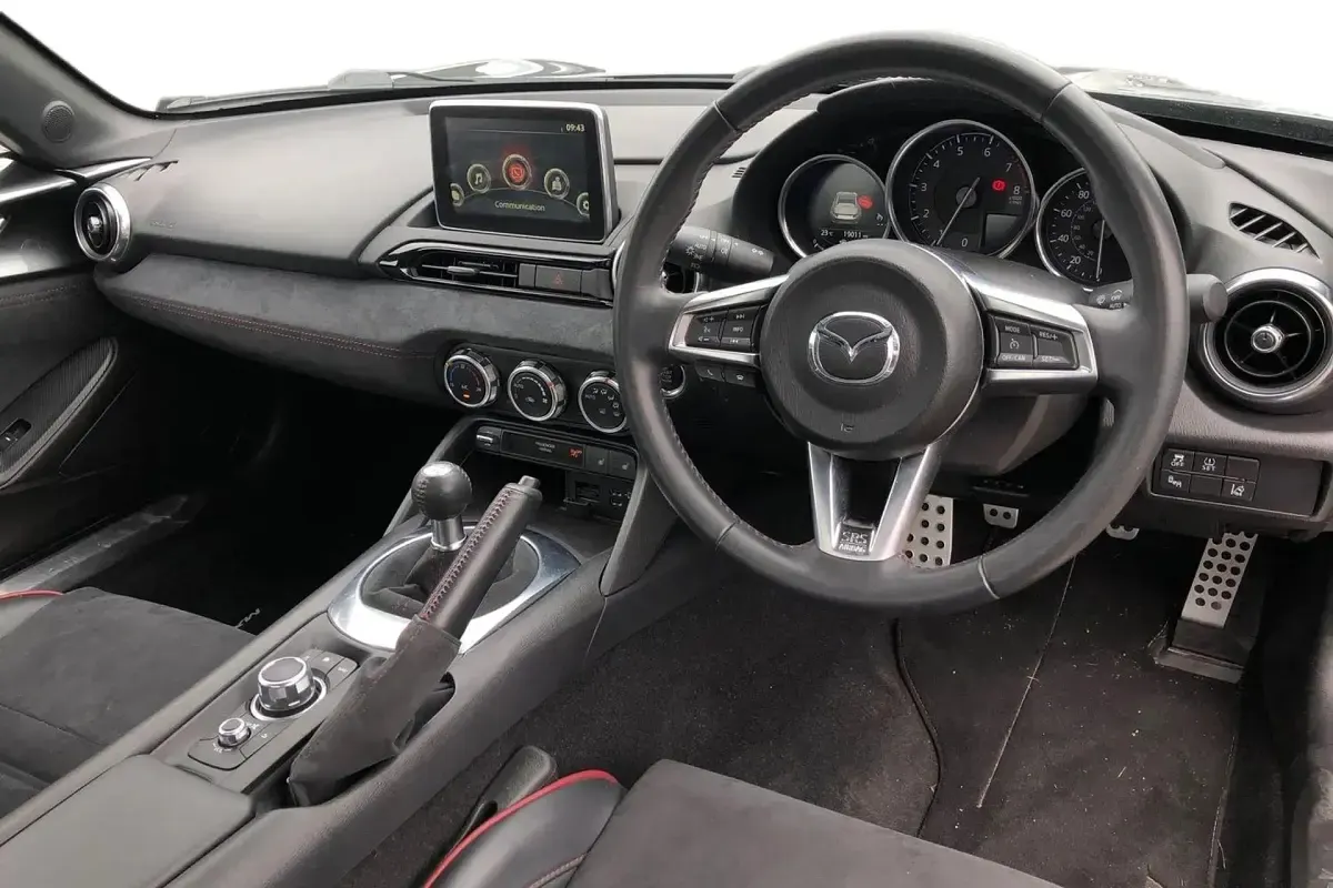 Used Mazda MX5 Edition 160 HP (117 kW) 2017 Grey Cabriolet