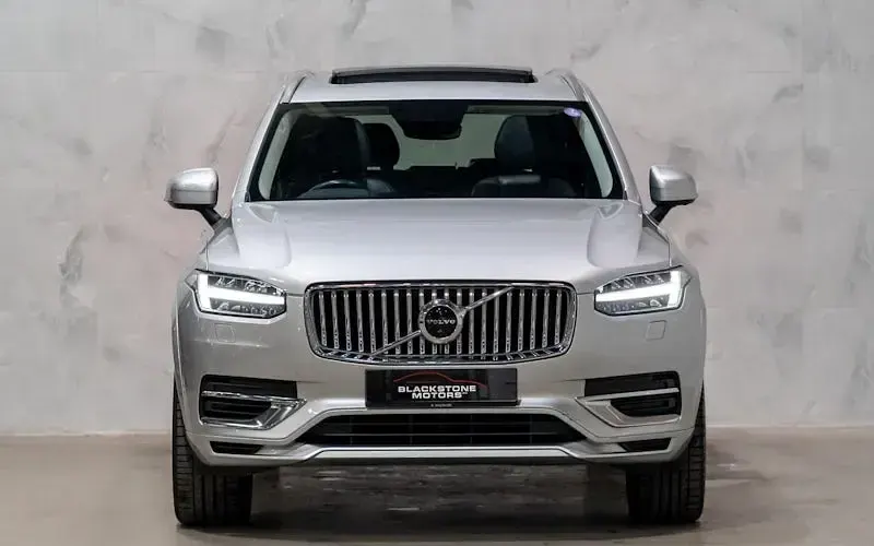 Used Volvo XC90 Inscription 390 HP (286 kW) 2021 Silver SUV