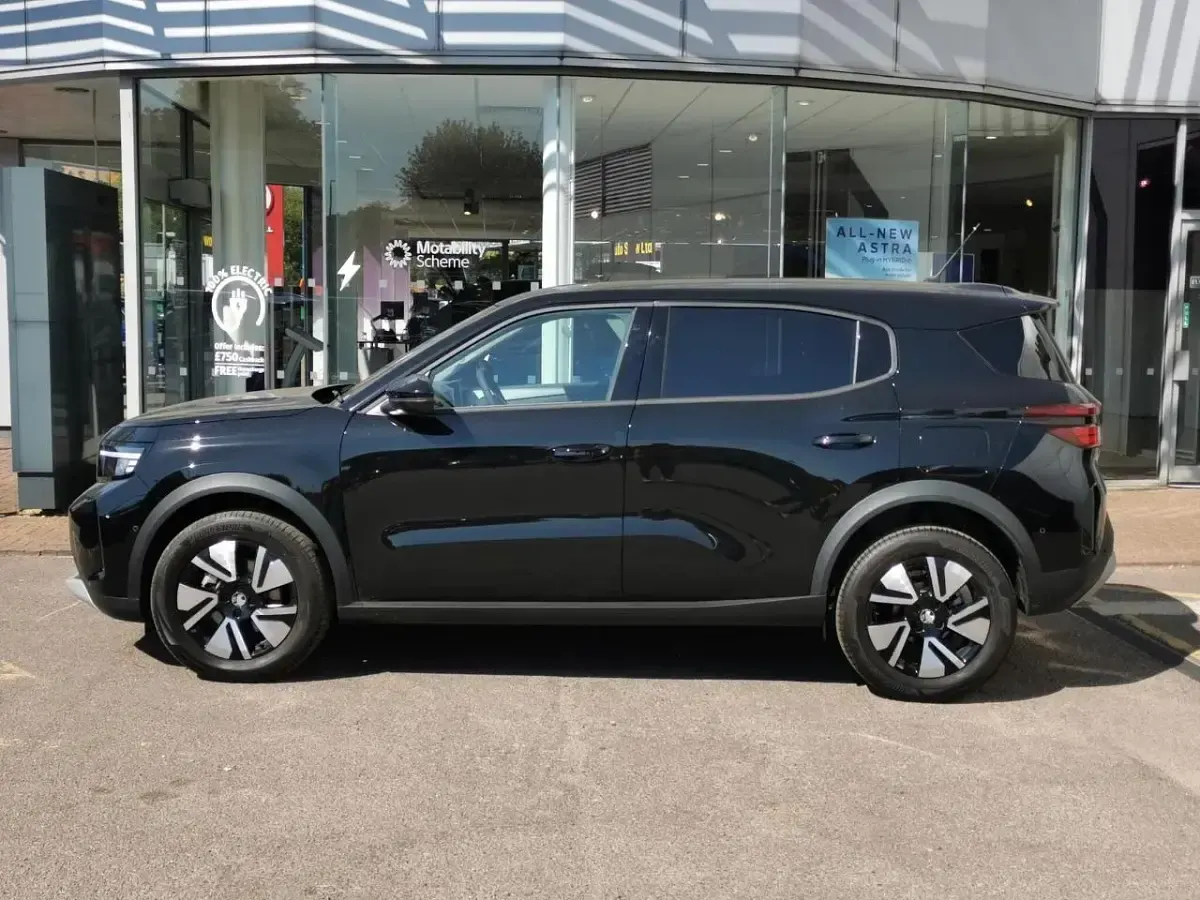 New Vauxhall Frontera GSe 143 HP (105 kW) 2026 Black SUV
