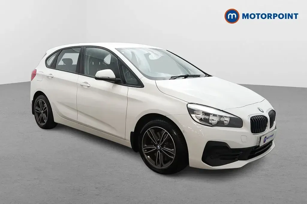 Begagnad BMW 225 Sport Line 224 HK (164 kW) 2019 Halvkombi