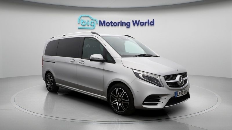 Used 2020 Mercedes V300 AMG line MPV | £39,300 - Image 1/4