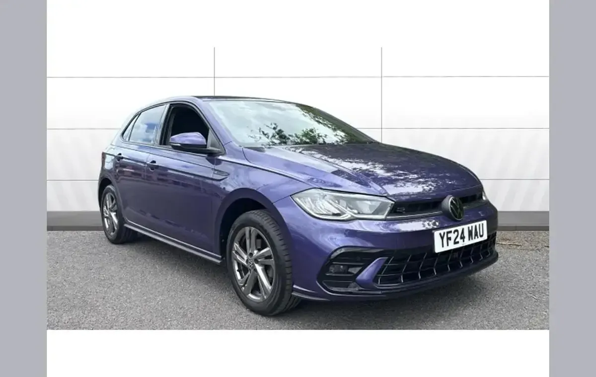 Usado VW Polo R-line 110 CV (80 kW) 2024 Utilitario