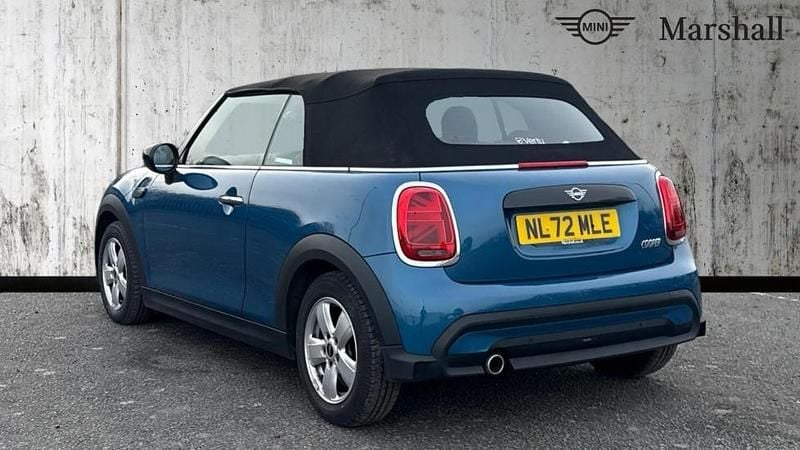 Used Mini Cooper Classic 134 HP (98 kW) 2022 Blue Hatchback