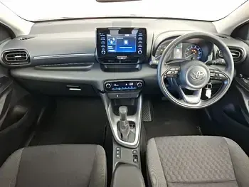 Used Toyota Yaris 116 HP (85 kW) 2020 Silver Hatchback