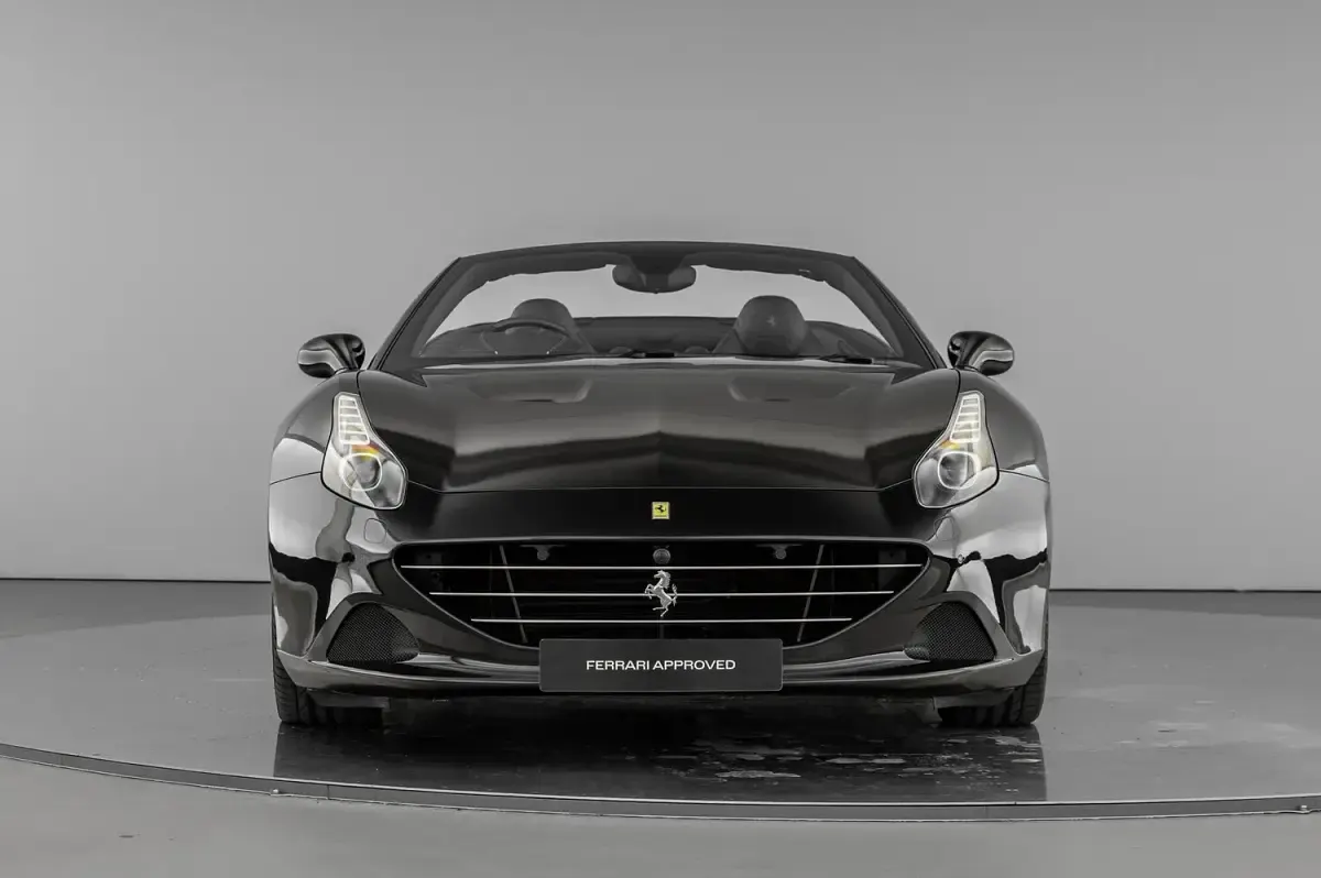 Used Ferrari California 560 HP (411 kW) 2015 Black Cabriolet