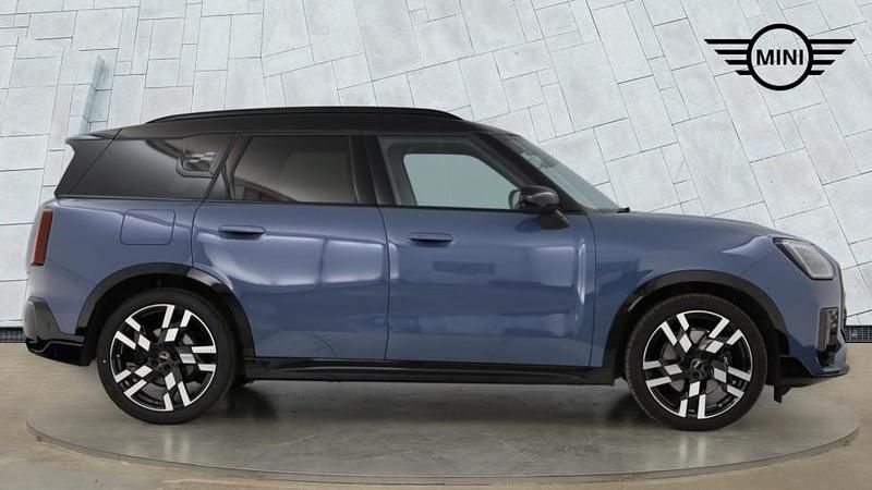 Used Mini Countryman 168 HP (123 kW) 2025 Blue SUV