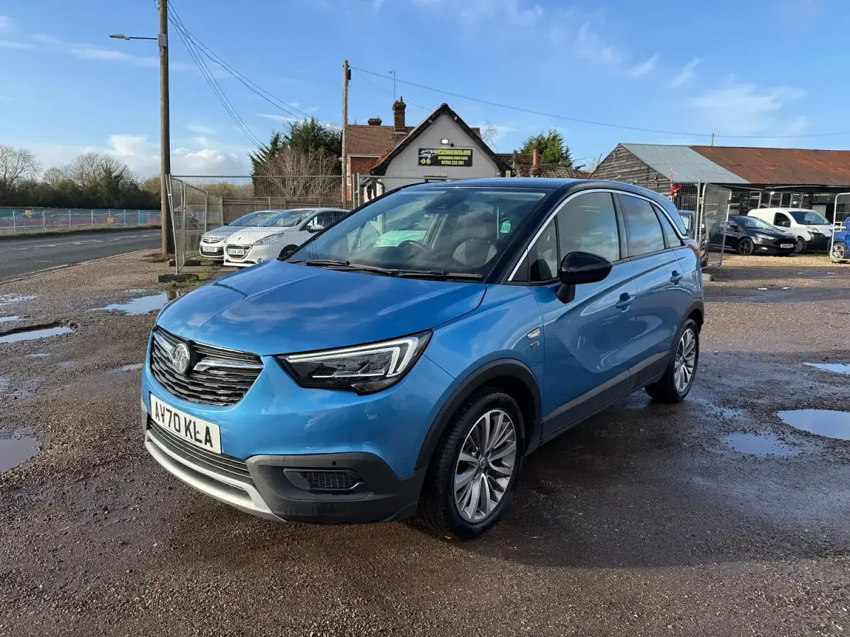 Used Vauxhall Crossland X 83 HP (61 kW) 2020 Blue SUV