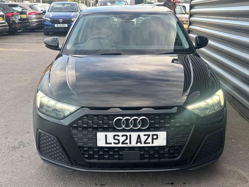 Used Audi A1 Sportback Design 95 HP (69 kW) 2021 Black Hatchback