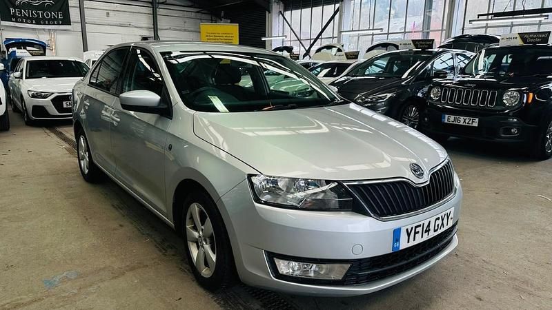 Used Skoda Rapid SE 110 HP (80 kW) 2014 Silver Hatchback