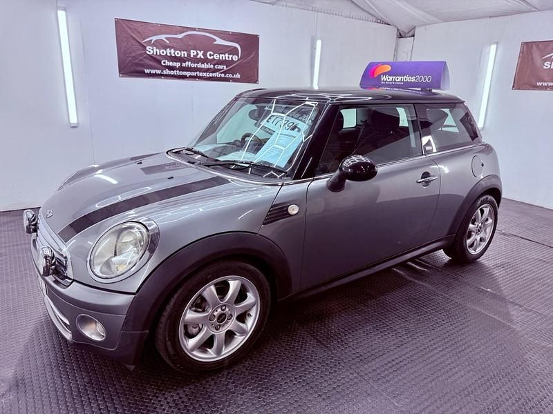 Grey Used 2009 Mini Cooper D Hatch Hatchback | £1,799 (Good price) - Image 1/4