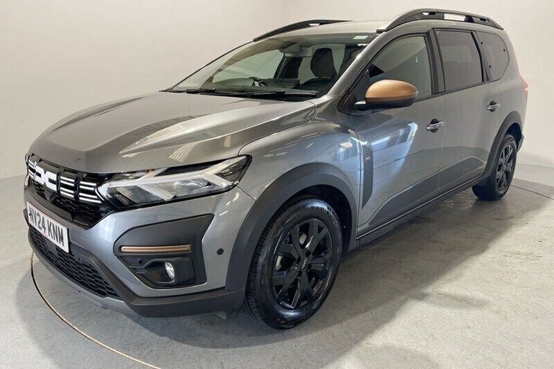 Used 2024 Dacia Jogger Extreme SUV | £17,499 (Fair price) - Image 1/1