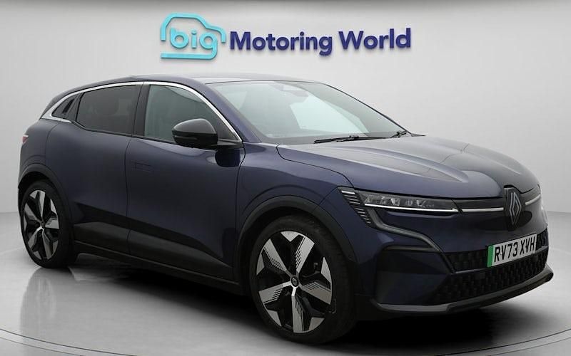 Used Renault Megane E-Tech Techno 160 kW (218 HP) 2023 Blue Hatchback