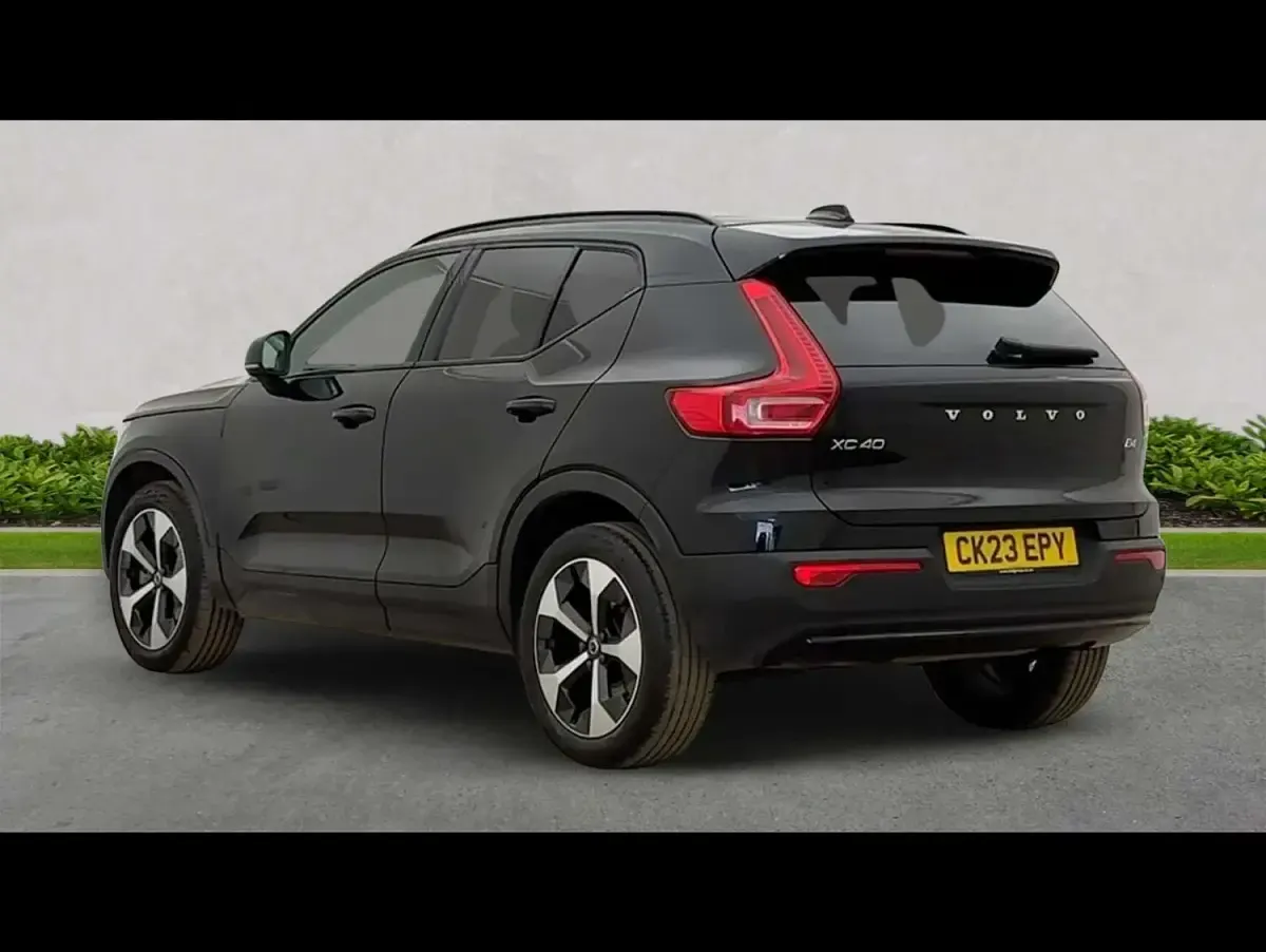 Used Volvo XC40 Ultimate 197 HP (144 kW) 2023 Black SUV