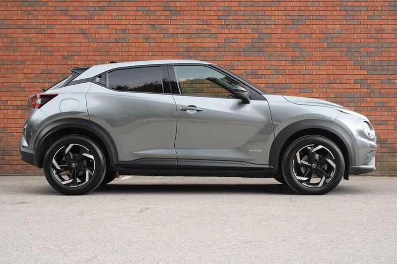 Used Nissan Juke N-Connecta 143 HP (105 kW) 2024 Grey SUV