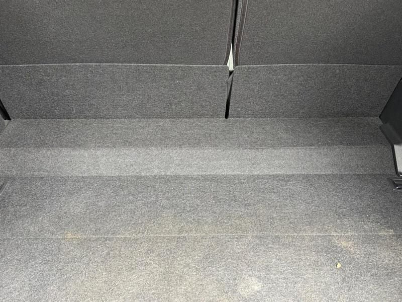 Image 3/4