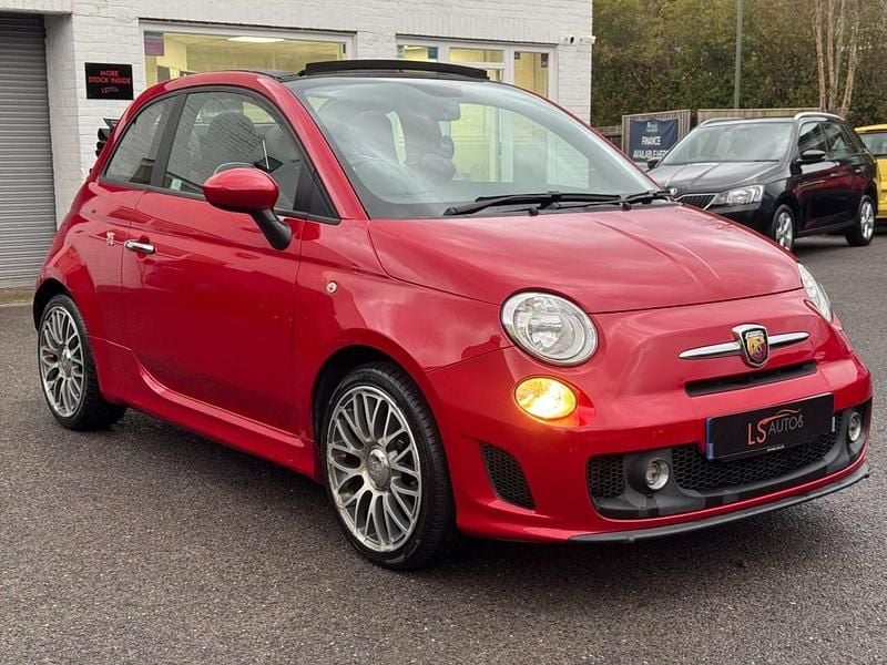 Used Abarth 595 140 HP (102 kW) 2016 Red Cabriolet