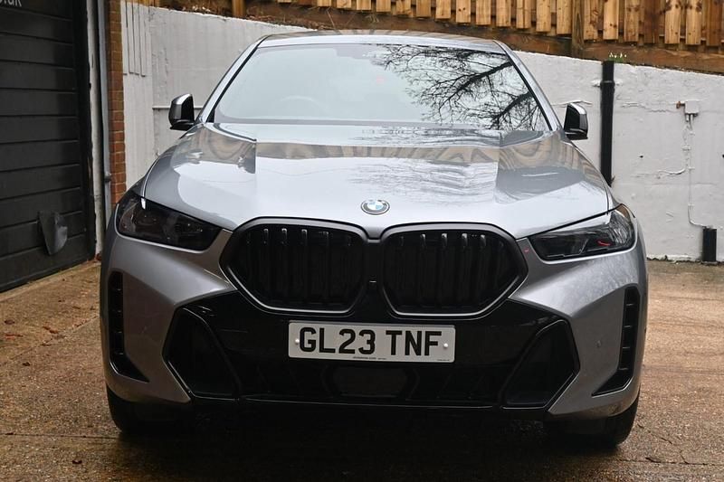 Usado BMW X6 M Sport 2023 Gris SUV