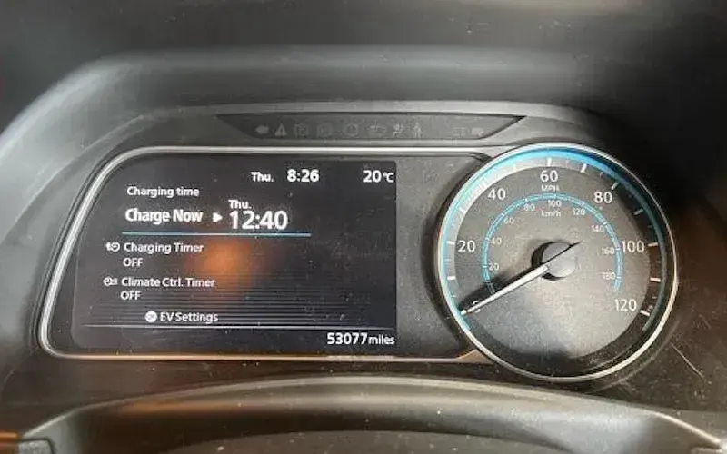 Used Nissan Leaf Tekna 110 kW (150 HP) 2018 Silver Hatchback
