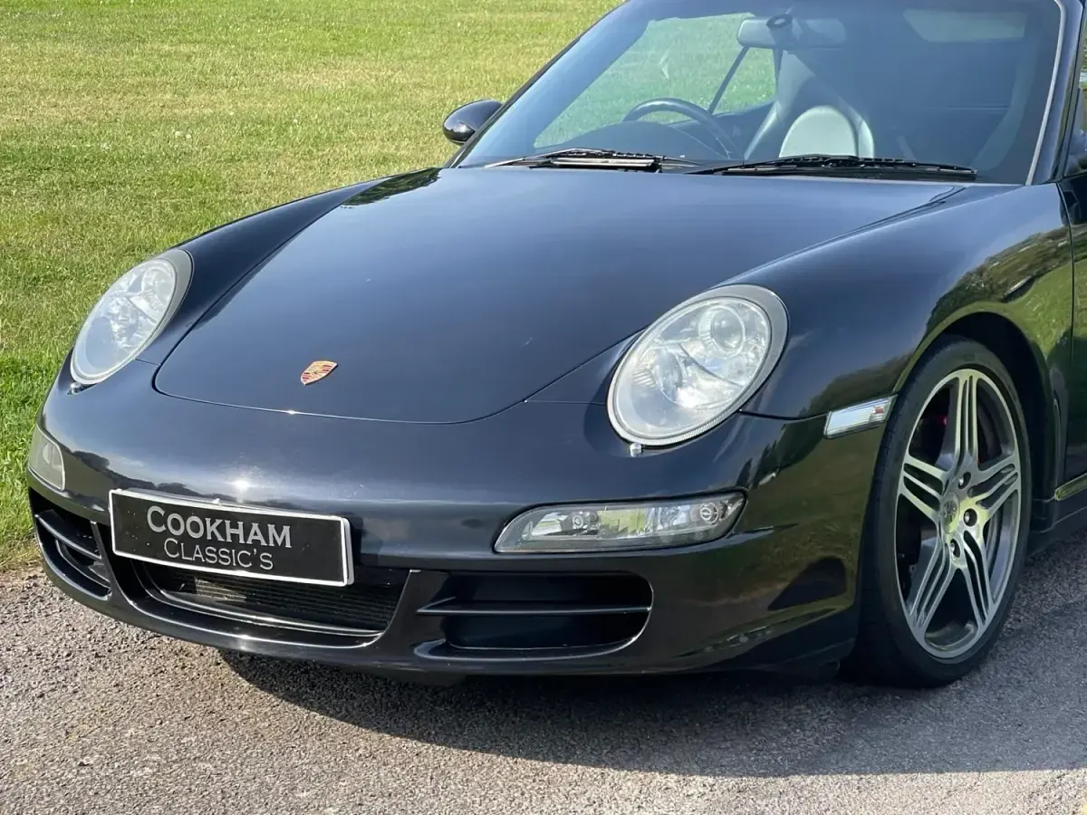 Begagnad Porsche 911 2008 Svart Cab