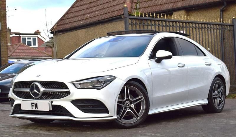 Used Mercedes CLA180 AMG Line Premium Plus 136 HP (100 kW) 2020 White Sedan