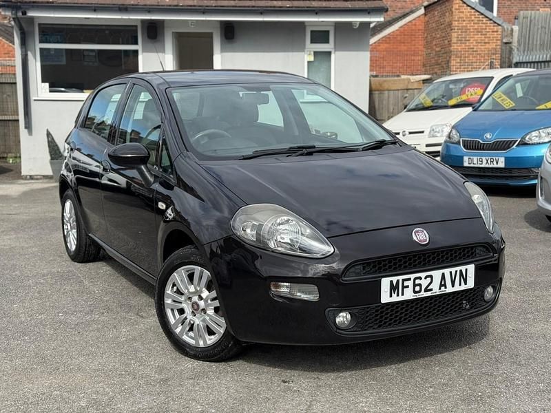 Black Used 2012 Fiat Punto Easy Hatchback | £2,995 (Fair price) - Image 1/4