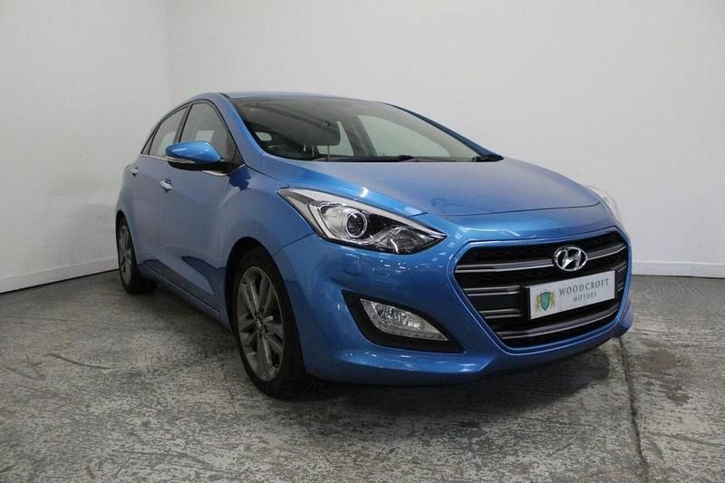 Blue Used 2015 Hyundai i30 Premium Hatchback | £6,495 (Fair price) - Image 1/3