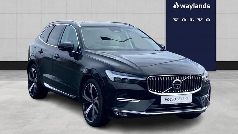 Usado Volvo XC60 Ultra 247 HP (181 kW) 2025 Preto SUV