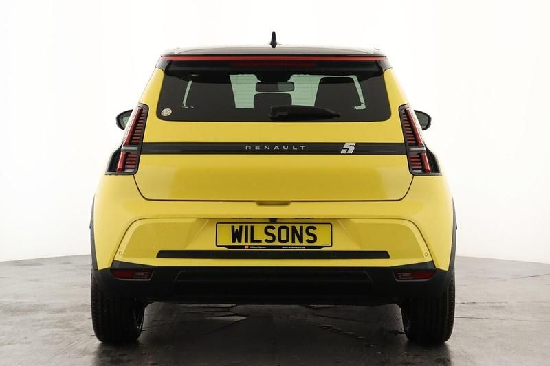 New Renault R5 Komfort 110 kW (150 HP) 2026 Hatchback