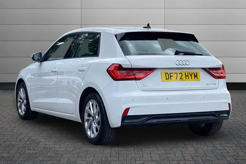 Used Audi A1 Sportback Sport 108 HP (79 kW) 2023 White Hatchback