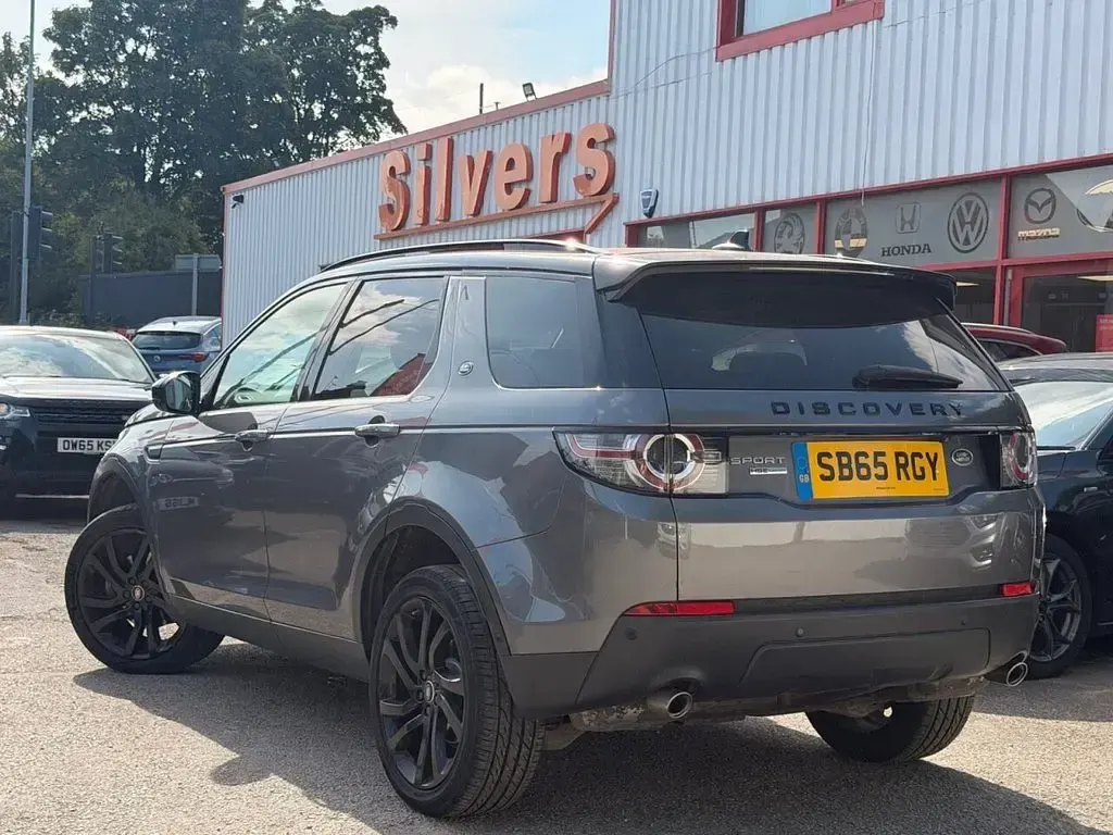 Used Land Rover Discovery 4 HSE Luxury 180 HP (132 kW) 2015 Grey SUV