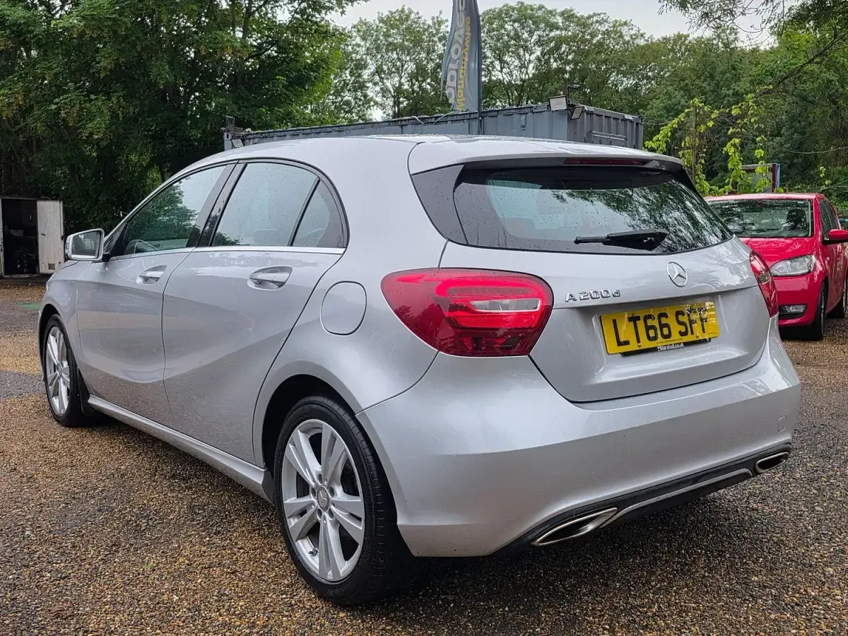 Used Mercedes A200 136 HP (100 kW) 2016 Silver Hatchback
