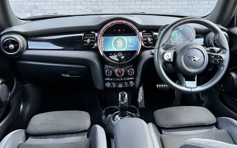 Used Mini Cooper S Hatch 178 HP (130 kW) 2022 Green Hatchback