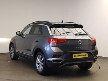 Usado VW T-Roc Design 115 CV (84 kW) 2018 Gris SUV