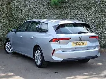 Used Vauxhall Astra Design Edition 130 HP (95 kW) 2023 Grey Estate