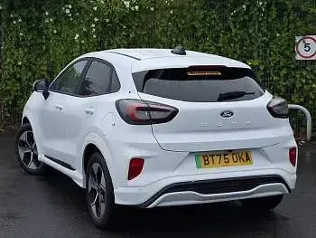 Used Ford Puma Select 122 kW (167 HP) 2025 White SUV