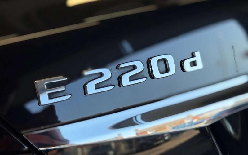 Used Mercedes E220 AMG line 194 HP (142 kW) 2020 Black Sedan