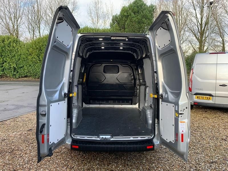 Begagnad Ford Transit Custom Trend 130 HK (95 kW) 2020 Silver Van