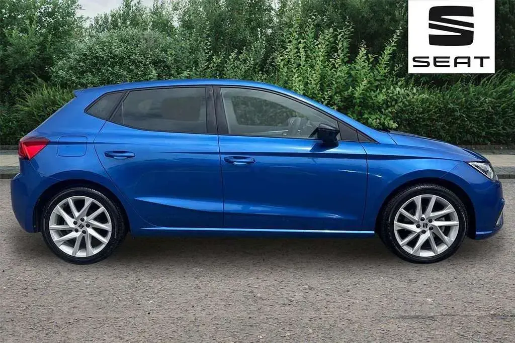 Used Seat Ibiza FR 110 HP (80 kW) 2023 Blue Hatchback