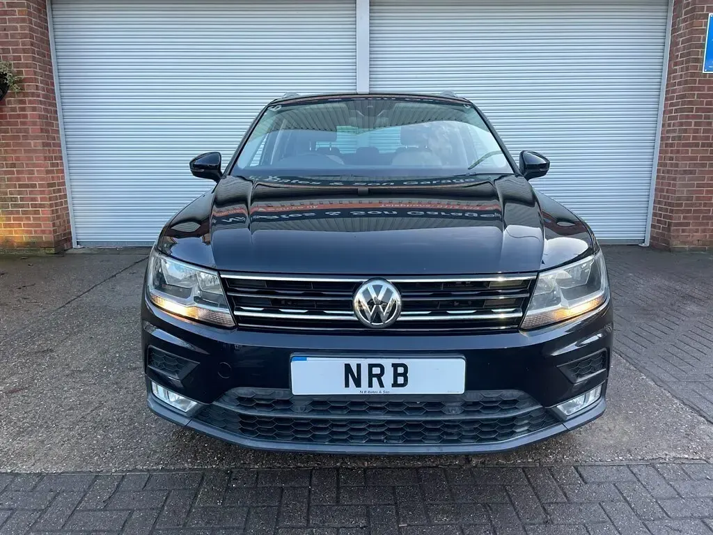 Used VW Tiguan SE 150 HP (110 kW) 2017 Black SUV