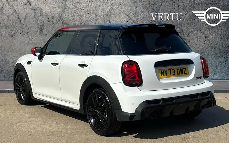 Usado Mini Cooper Sport 136 CV (100 kW) 2022 Blanco Utilitario