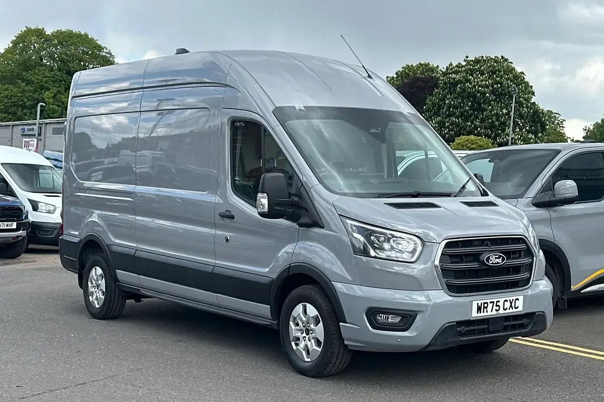 Used Ford Transit Limited 165 HP (121 kW) 2025 Van