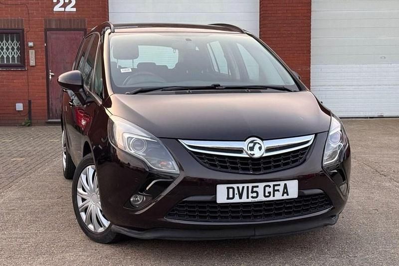 Used Vauxhall Zafira Tourer 140 HP (102 kW) 2015 Brown MPV
