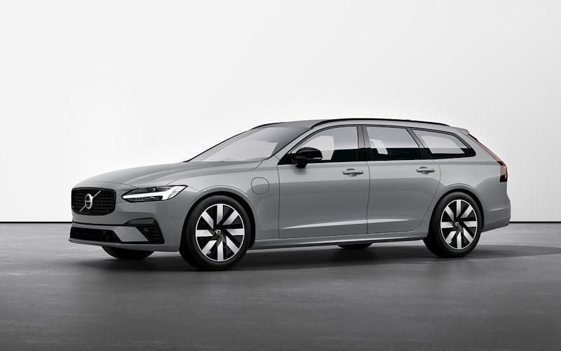 New 2025 Volvo V90 Plus Estate | £59,410 (Fair price) - Image 1/4