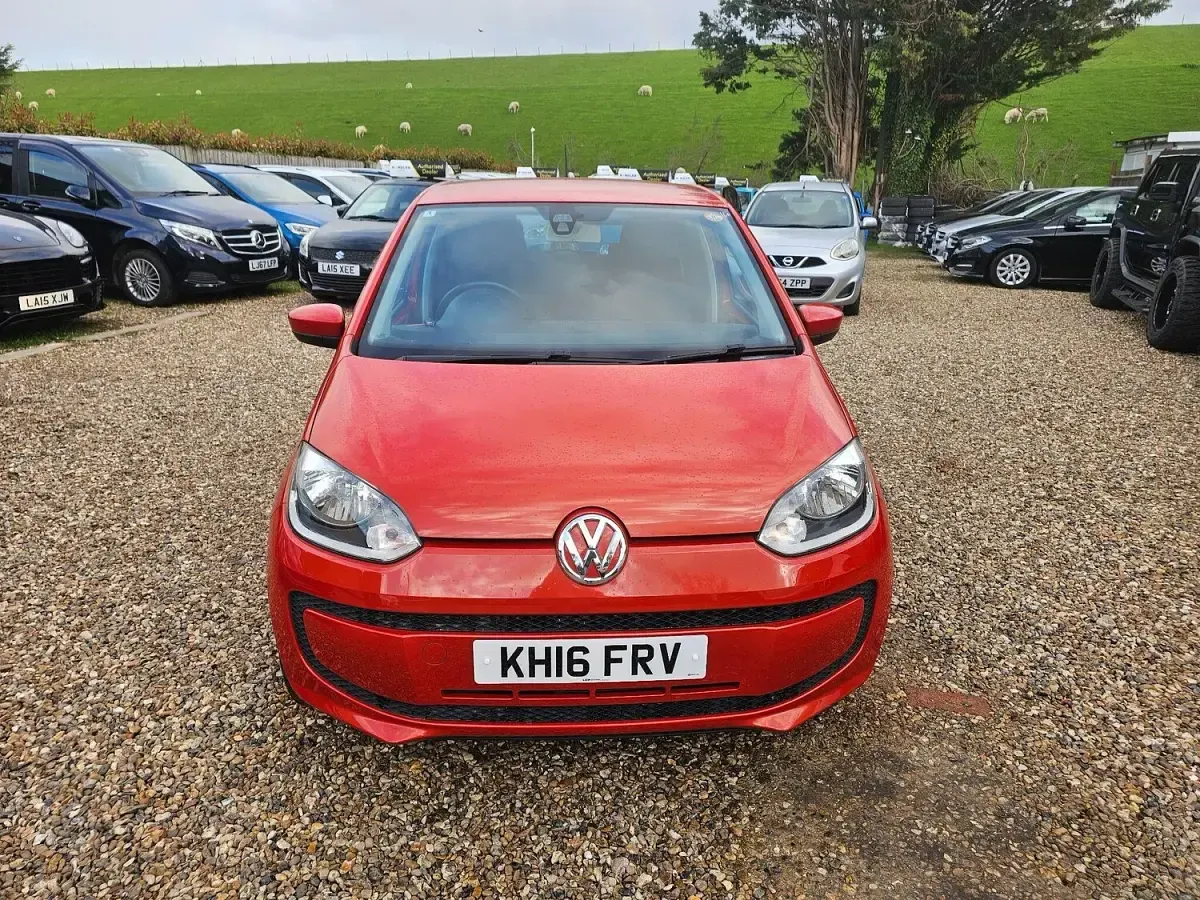 Used VW up! move up! 60 HP (44 kW) 2016 Orange Hatchback
