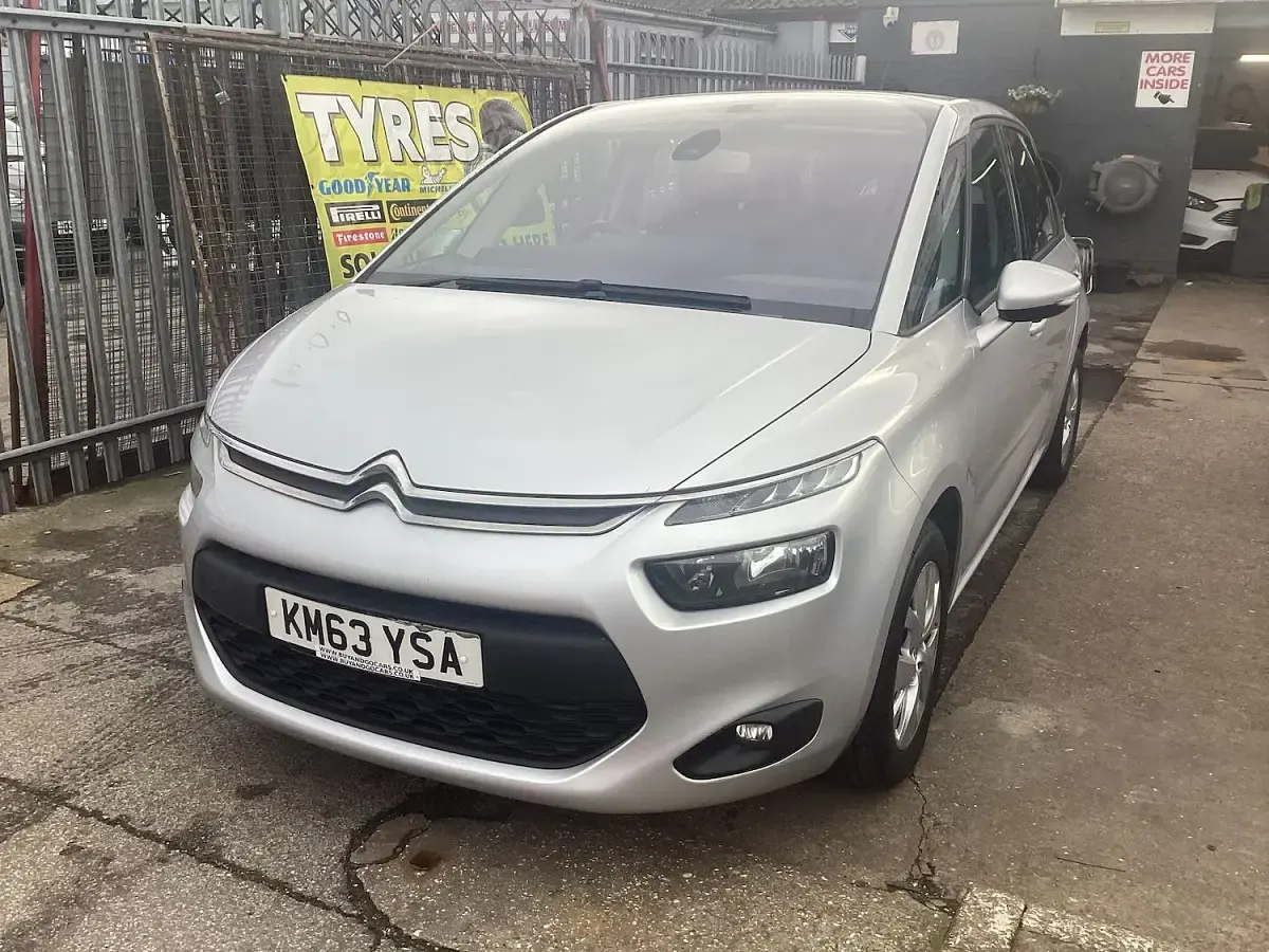 Used Citroën C4 Picasso VTR Sport 113 HP (83 kW) 2013 Silver MPV