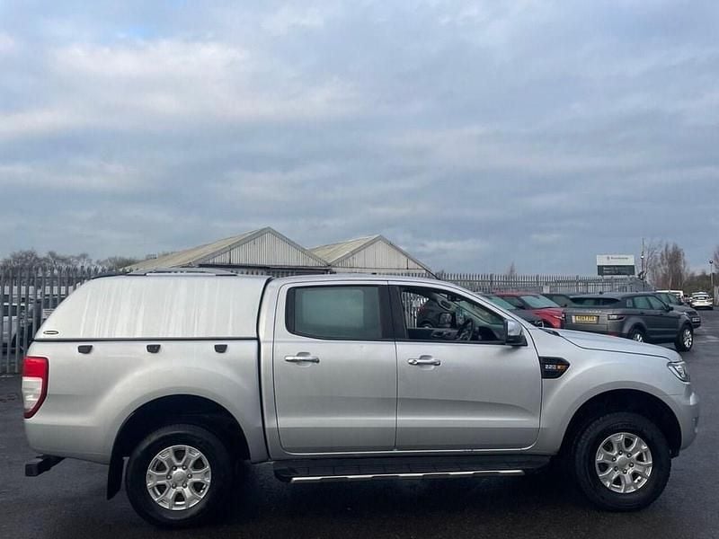 Begagnad Ford Ranger XLT 2019 Silver Pickup
