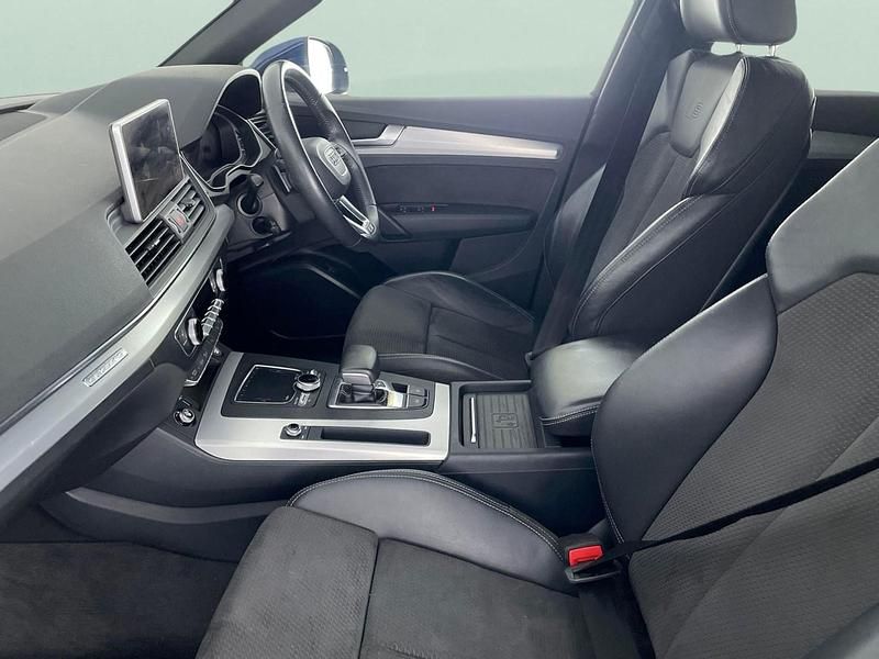 Used Audi Q5 S-Line 190 HP (139 kW) 2019 Blue SUV