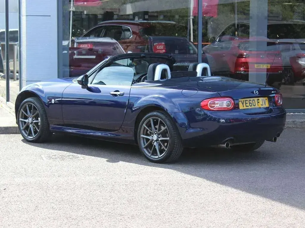 Used Mazda MX5 161 HP (118 kW) 2010 Blue Cabriolet